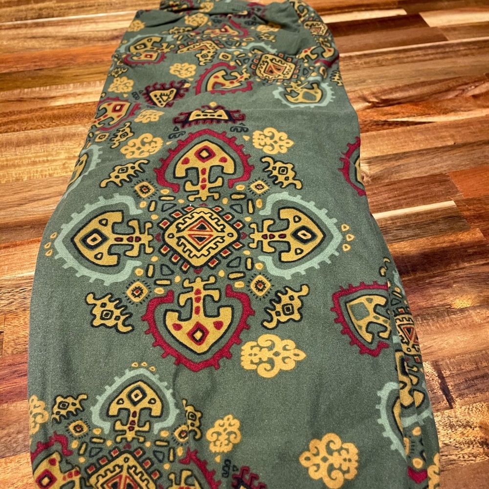 Lularoe OS one size Leggings